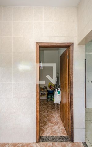Casa para alugar com 150m², 4 quartos e 2 vagas Casa para alugar com 150m², 4 quartos e 2 vagasDespensa