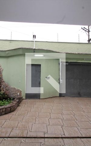 Casa para alugar com 350m², 5 quartos e 6 vagasFachada 