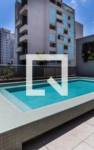 Studio à venda com 25m², 1 quarto e sem vaga Studio à venda com 25m², 1 quarto e sem vagaPiscina