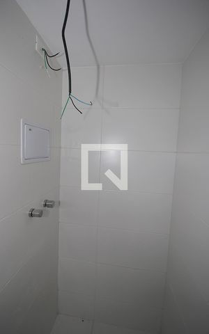 Studio à venda com 30m², 1 quarto e sem vaga Studio à venda com 30m², 1 quarto e sem vagaBanheiro