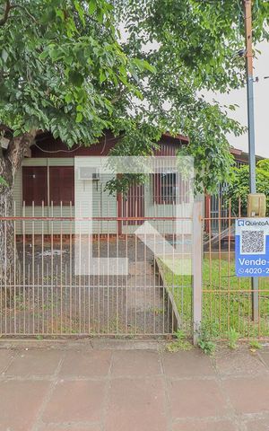 Casa à venda com 105m², 4 quartos e 1 vagaFachada