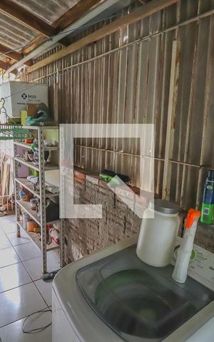 Casa à venda com 105m², 4 quartos e 1 vagaÁrea de Serviço