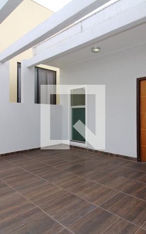Casa de condomínio para alugar com 130m², 3 quartos e 2 vagasGaragem