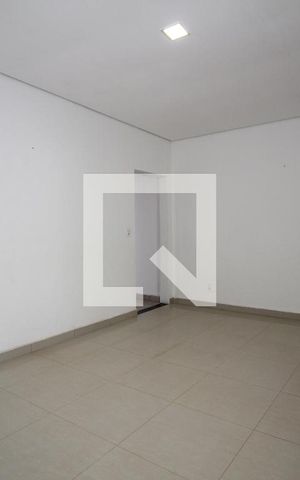 Casa de condomínio para alugar com 130m², 3 quartos e 2 vagasSala de estar