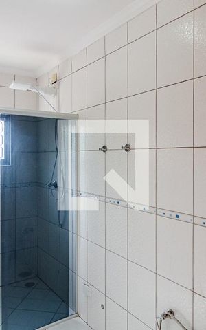 Casa à venda com 117m², 2 quartos e 2 vagas Casa à venda com 117m², 2 quartos e 2 vagasBanheiro da Suíte