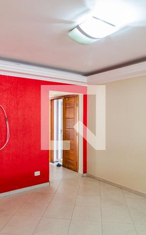 Casa à venda com 117m², 2 quartos e 2 vagas Casa à venda com 117m², 2 quartos e 2 vagasSala