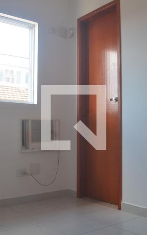 Casa de condomínio para alugar com 114m², 3 quartos e 2 vagasSuite 