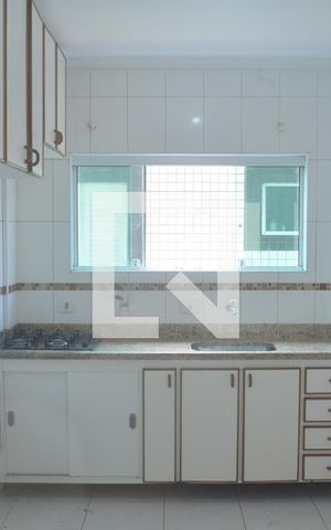 Casa de condomínio para alugar com 114m², 3 quartos e 2 vagasCozinha