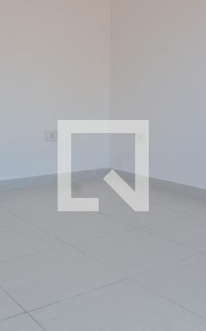 Casa de condomínio para alugar com 114m², 3 quartos e 2 vagasSuite 