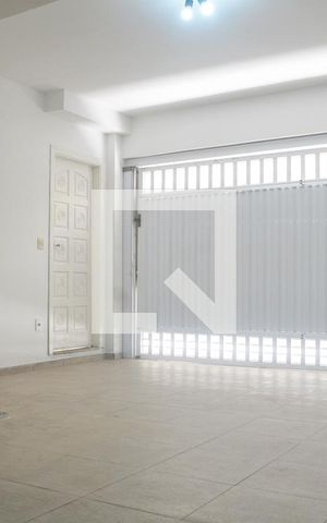 Casa de condomínio para alugar com 114m², 3 quartos e 2 vagasGaragem