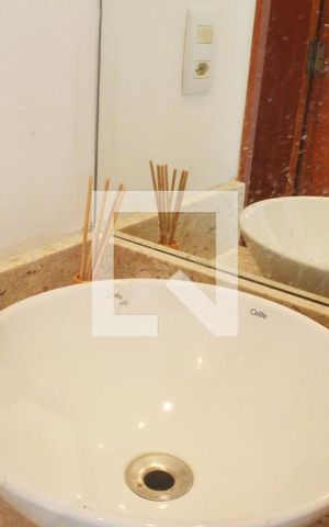 Casa de condomínio para alugar com 114m², 3 quartos e 2 vagasLavabo