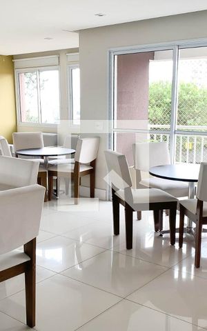 Apartamento à venda com 54m², 2 quartos e 1 vaga Apartamento à venda com 54m², 2 quartos e 1 vagaÁrea comum - Salão de festas