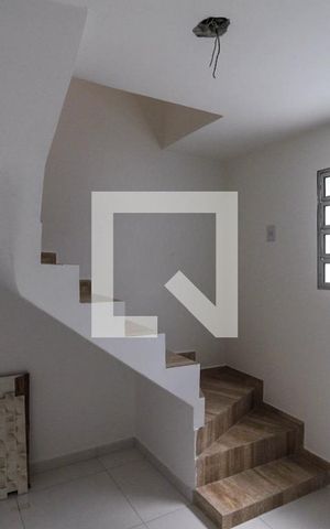 Casa à venda com 175m², 4 quartos e 2 vagas Casa à venda com 175m², 4 quartos e 2 vagasEdícula