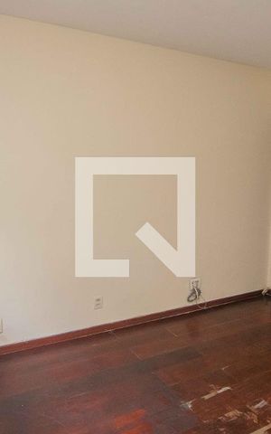 Apartamento à venda com 65m², 2 quartos e 1 vagaSala