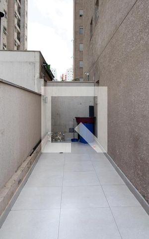 Apartamento à venda com 97m², 2 quartos e 1 vaga Apartamento à venda com 97m², 2 quartos e 1 vagaVaranda