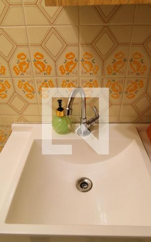 Casa à venda com 160m², 3 quartos e 2 vagas Casa à venda com 160m², 3 quartos e 2 vagasBanheiro do Quarto 1