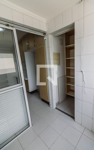 Apartamento para alugar com 94m², 2 quartos e 2 vagas Apartamento para alugar com 94m², 2 quartos e 2 vagasLavanderia