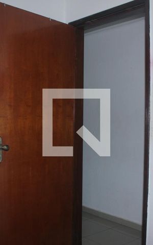 Casa à venda com 200m², 6 quartos e 2 vagasQuarto 3