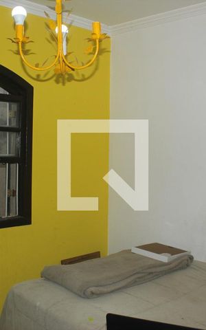 Casa à venda com 200m², 6 quartos e 2 vagasQuarto 2