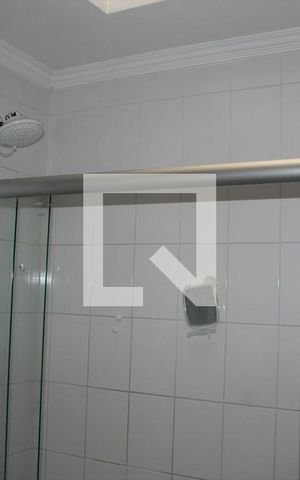 Casa à venda com 200m², 6 quartos e 2 vagasBanheiro da Suíte 1