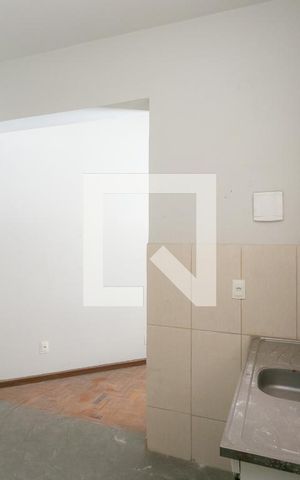 Apartamento à venda com 100m², 2 quartos e sem vaga Apartamento à venda com 100m², 2 quartos e sem vagaCozinha