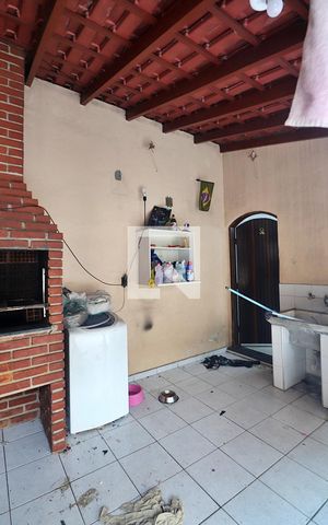 Casa à venda com 150m², 4 quartos e 4 vagasÁrea de Serviço