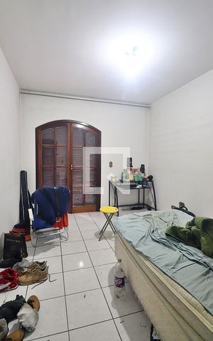 Casa à venda com 150m², 4 quartos e 4 vagasQuarto 2