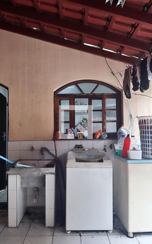 Casa à venda com 150m², 4 quartos e 4 vagasÁrea de Serviço