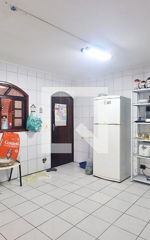 Casa à venda com 150m², 4 quartos e 4 vagasCozinha