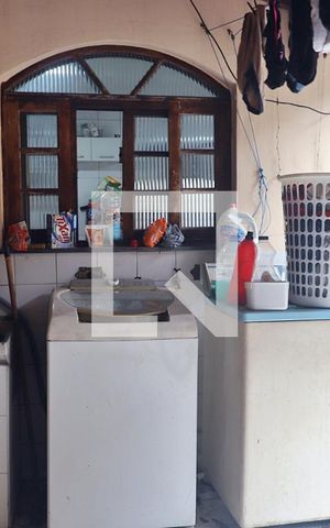 Casa à venda com 150m², 4 quartos e 4 vagasÁrea de Serviço