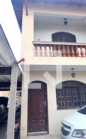 Casa à venda com 150m², 4 quartos e 4 vagasGaragem