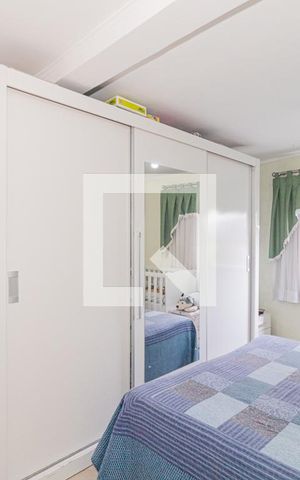 Casa à venda com 260m², 2 quartos e 2 vagasQuarto - Casa 01