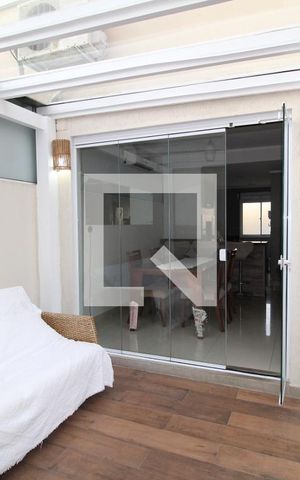 Casa de condomínio à venda com 100m², 3 quartos e 2 vagasVaranda