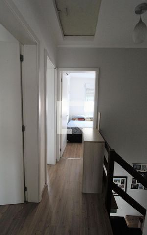 Casa de condomínio à venda com 100m², 3 quartos e 2 vagascorredor quartos e suíte