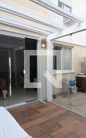 Casa de condomínio à venda com 100m², 3 quartos e 2 vagasVaranda