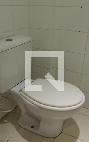 Casa à venda com 243m², 3 quartos e 2 vagasBanheiro da Suíte 2