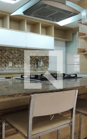 Casa à venda com 243m², 3 quartos e 2 vagasCozinha - Armários