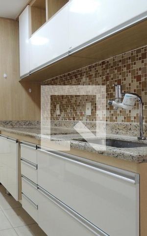 Casa à venda com 243m², 3 quartos e 2 vagasCozinha - Armários