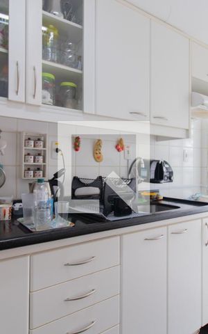 Apartamento à venda com 90m², 3 quartos e 1 vaga Apartamento à venda com 90m², 3 quartos e 1 vagaCozinha e Área de Serviço