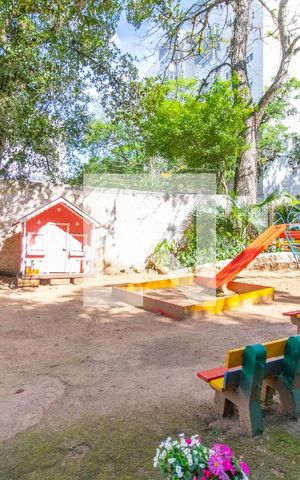 Apartamento à venda com 90m², 3 quartos e 1 vaga Apartamento à venda com 90m², 3 quartos e 1 vagaÁrea Comum - Playground
