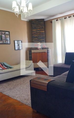 Apartamento à venda com 232m², 4 quartos e 4 vagasSala