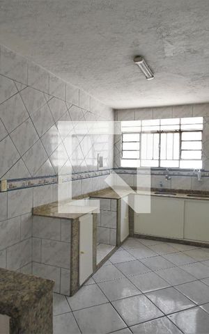 Casa para alugar com 94m², 2 quartos e sem vagaCozinha