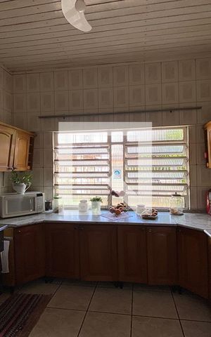 Casa à venda com 180m², 4 quartos e 3 vagasCozinha