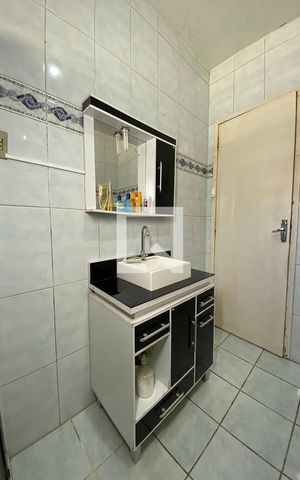 Casa à venda com 180m², 4 quartos e 3 vagasBanheiro