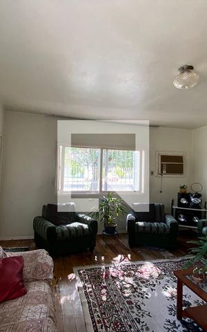 Casa à venda com 180m², 4 quartos e 3 vagasSala 2