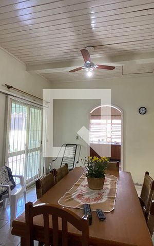 Casa à venda com 180m², 4 quartos e 3 vagasCozinha