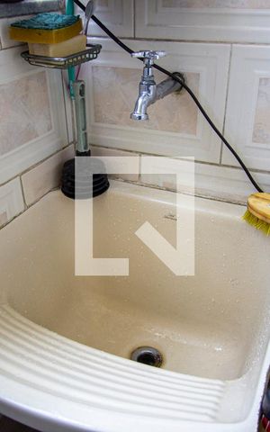 Apartamento para alugar com 70m², 2 quartos e 1 vagaÁrea de Serviço