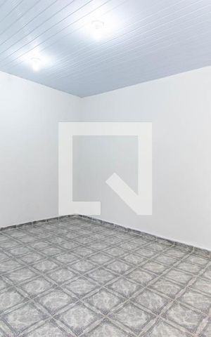 Casa de condomínio para alugar com 46m², 1 quarto e sem vaga Casa de condomínio para alugar com 46m², 1 quarto e sem vagaQuarto