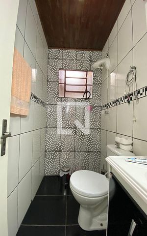 Casa à venda com 160m², 1 quarto e 1 vagaBanheiro