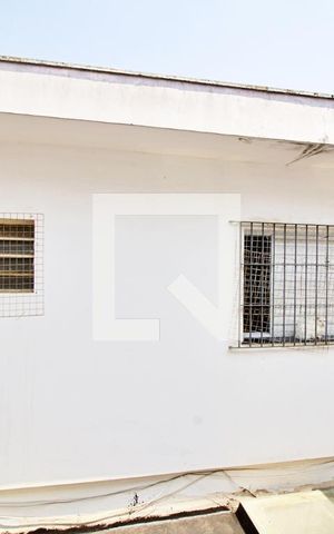 Casa para alugar com 143m², 3 quartos e 2 vagas Casa para alugar com 143m², 3 quartos e 2 vagasVista do Quarto 2